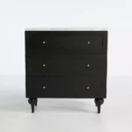 siyah şifonyer, mermer tablalı şifonyer, 3 çekmeceli dolap, minimal şifonyer modeli, top ayaklı şifonyer, modern klasik komodin, lüks görünümlü şifonyer, iç mekan mobilya önerisi, Amerikan lake yüzeyli dolap, sade şifonyer tasarımı, küçük alanlara uygun şifonyer, estetik çekmeceli dolap, retro detaylı saklama ünitesi, zarif depolama mobilyası, modern tasarım şifonyer, koyu renk şifonyer modeli, doğal mermer üst yüzeyli mobilya, ev dekorasyonunda şık şifonyer, Talent Design şifonyer, Norra koleksiyon şifonyer