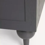 siyah çerçeveli yatak, krem döşemeli karyola, minimal tasarım yatak, top ayaklı yatak modeli, modern klasik yatak, ahşap çerçeveli karyola, iç mekan uyumlu yatak, sade şık yatak modeli, Talent Design karyola, Norra yatak tasarımı, zarif yatak başlığı, doğal malzemeli yatak, yatak odası dekorasyon önerisi, kompakt modern karyola, dekoratif yatak başlığı, masif ahşap karyola, koyu çerçeveli açık döşeme yatak, iç mimarlık yatak önerisi, skandinav esintili yatak, lüks modern yatak tasarımı