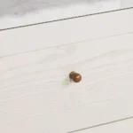 siyah çerçeveli yatak, krem döşemeli karyola, minimal tasarım yatak, top ayaklı yatak modeli, modern klasik yatak, ahşap çerçeveli karyola, iç mekan uyumlu yatak, sade şık yatak modeli, Talent Design karyola, Norra yatak tasarımı, zarif yatak başlığı, doğal malzemeli yatak, yatak odası dekorasyon önerisi, kompakt modern karyola, dekoratif yatak başlığı, masif ahşap karyola, koyu çerçeveli açık döşeme yatak, iç mimarlık yatak önerisi, skandinav esintili yatak, lüks modern yatak tasarımı