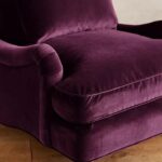 talent design, ipek kadife mor koltuk, torna ayaklı klasik tekli koltuk, İngiliz tarzı bohem koltuk, kıvrımlı kollu rahat oturumlu koltuk, gösterişli salon koltuğu tasarımı, vintage etkili döşemeli koltuk, yumuşak kadife döşemeli oturma koltuğu, zarif ve dekoratif koltuk modeli, iç mekan için lüks tekli koltuk, retro detaylı koltuk tasarımı, ahşap ayaklı geniş oturum koltuğu, klasik-modern harman koltuk önerisi