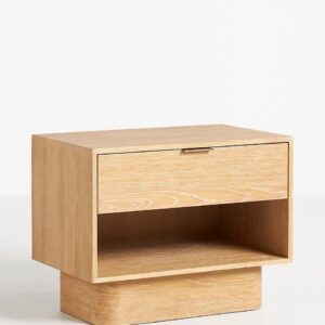 talent design, rila karyola, silindir ayaklı yatak, beyazlatılmış meşe karyola, masif ahşap baza, yuvarlak hatlı başlık, modern doğal yatak, minimal tasarım karyola, rustik modern yatak, sade zarif yatak, masif meşe yatak tasarımı, iç mekân doğal mobilya, el işçiliği yatak, skandinav yatak tasarımı, ahşap detaylı karyola