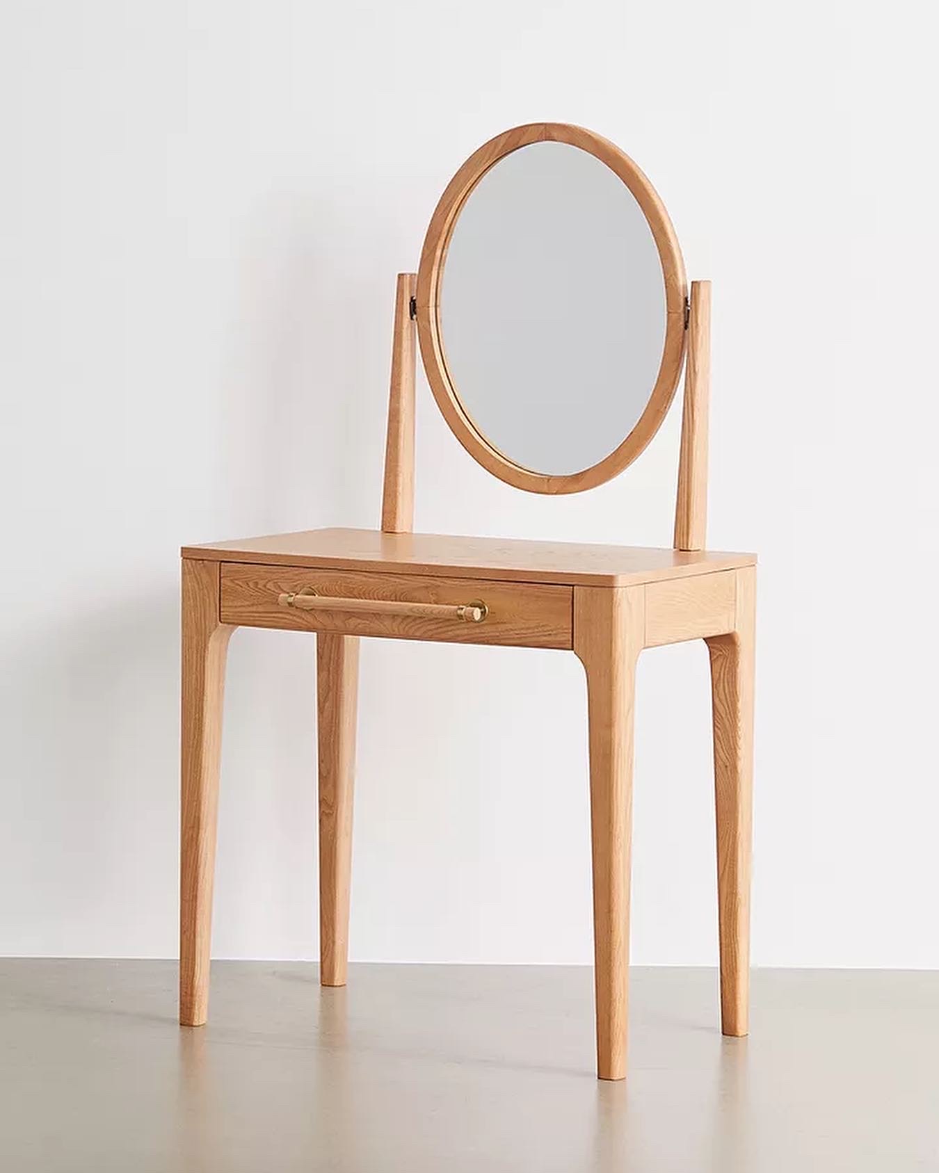 talent design doğal ahşap makyaj masası, talent design furniture İskandinav tarz makyaj masası, talent design modern meşe makyaj masası, talent design elips aynalı masa modeli, talent design furniture altın detaylı makyaj masası, talent design şık ve sade makyaj masası, talent design minimalist ahşap masa, talent design furniture fonksiyonel makyaj masası modelleri, talent design iç mekan dekorasyon masası, talent design furniture doğal meşe mobilya tasarımı, talent design makyaj alanı için dekoratif masa, talent design ev için zarif ahşap masa, talent design furniture modern İskandinav tasarım mobilya