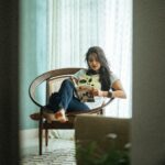 ChatGPT: talent design, tessa koltuk, yuvarlak form koltuk, hasır sırtlı koltuk, rattan sırt detaylı koltuk, masif meşe koltuk, natürel ahşap tasarım, modern rustik koltuk, içbükey sırtlı koltuk, sade minimal çizgiler, el işçiliği ahşap koltuk, doğal doku koltuk, zarif lounge koltuk, iç mekân dekoratif oturma, tasarım berjer koltuk