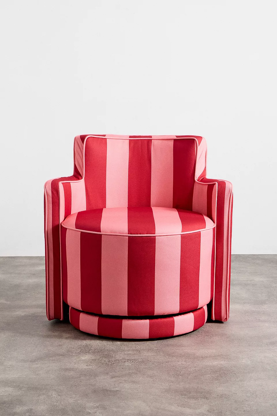 talent design, çizgili döşeme modern koltuk, renk bloklu berjer tasarımı, pembe kırmızı berjer koltuk modeli, yuvarlak hatlı salon koltuğu, iç mekanda renkli dokunuş koltuk, keten kumaş döşemeli tekli koltuk, döner tabanlı rahat koltuk önerisi, çağdaş tasarımda renkli berjer, genç ve enerjik iç mekan mobilyası, modern formda berjer koltuk, farklı kumaş desenli koltuk tasarımı, oturma alanı için dekoratif kotalent design, çizgili döşeme modern koltuk, renk bloklu berjer tasarımı, pembe kırmızı berjer koltuk modeli, yuvarlak hatlı salon koltuğu, iç mekanda renkli dokunuş koltuk, keten kumaş döşemeli tekli koltuk, döner tabanlı rahat koltuk önerisi, çağdaş tasarımda renkli berjer, genç ve enerjik iç mekan mobilyası, modern formda berjer koltuk, farklı kumaş desenli koltuk tasarımı, oturma alanı için dekoratif koltuk seçimiltuk seçimi