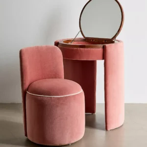 talent design, kadife döşemeli makyaj masası, yuvarlak kapaklı tuvalet masası, aynalı şık makyaj alanı, pembe tonlarında minimal masa tasarımı, iç mekanda zarif dokunuşlar, vintage modern karışımı makyaj masası, konforlu oturumlu puflu masa takımı, kompakt makyaj köşesi mobilyası, kadın odası için lüks makyaj masası, fonksiyonel ve dekoratif masa modeli, kadife kumaşla kaplı modern mobilya, pastel renkli yuvarlak hatlı makyaj alanı tasarımıtalent design, kadife döşemeli makyaj masası, yuvarlak kapaklı tuvalet masası, aynalı şık makyaj alanı, pembe tonlarında minimal masa tasarımı, iç mekanda zarif dokunuşlar, vintage modern karışımı makyaj masası, konforlu oturumlu puflu masa takımı, kompakt makyaj köşesi mobilyası, kadın odası için lüks makyaj masası, fonksiyonel ve dekoratif masa modeli, kadife kumaşla kaplı modern mobilya, pastel renkli yuvarlak hatlı makyaj alanı tasarımı