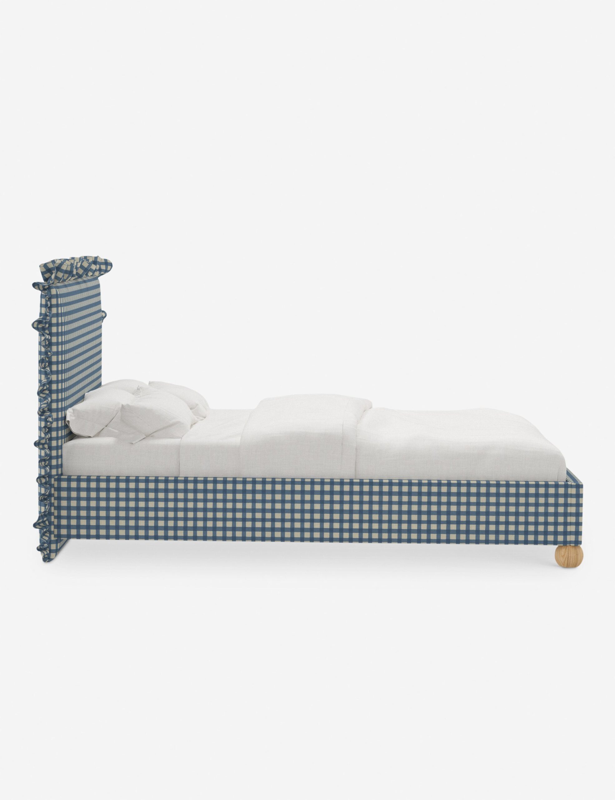 talent design, zira karyola, ekose kumaş yatak, bohem başlıklı karyola, ingiliz tarzı kumaş döşeme, keten kumaş yatak başlığı, rustik modern karyola, ahşap top ayaklı yatak, çizgili karyola modeli, yatak odası tasarım önerisi, romantik stil yatak, ruffle detaylı başlık, minimal country karyola, dekoratif kumaş karyola