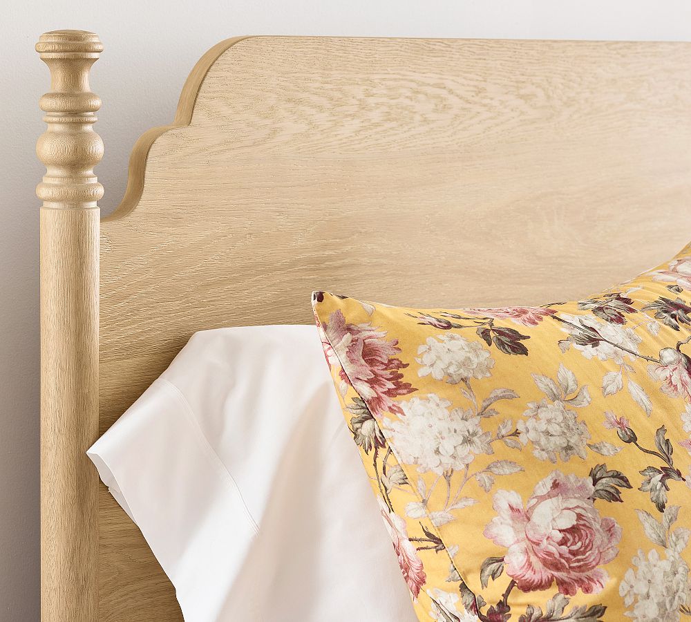 talent design, miral karyola, masif meşe karyola, ceviz cilalı yatak, torna ayaklı karyola, klasik çizgili karyola, bohem tarz karyola, doğal ahşap yatak, rustik yatak tasarımı, yatak odası mobilyası, country stil karyola, yüksek ayaklı yatak, geleneksel mobilya tarzı, sade ve şık karyola, iç mekan doğal yatak, el işçiliği ahşap karyola, klasik başlıklı yatak, meşe ağacı karyola