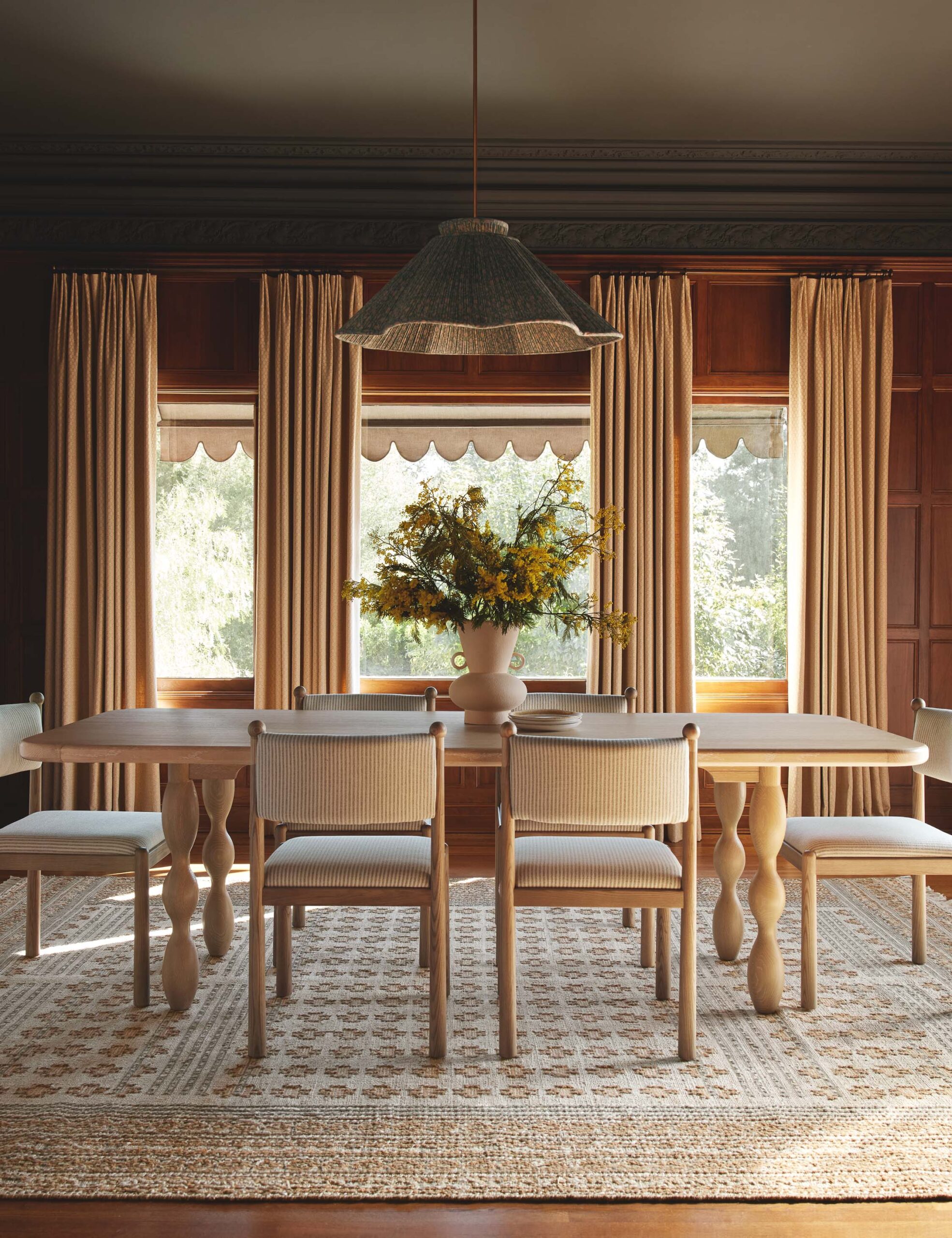 talent design, vionel yemek masası, masif meşe yemek masası, torna ayaklı yemek masası, boho chic tarz yemek masası, modern boho yemek masası, rustik yemek masası, coastal yemek masası, Lulu and Georgia tarzı yemek masası, Lulu and Georgia benzeri yemek masası, Anthropologie furniture tarzı yemek masası, Urban Outfitters tarzı yemek masası, yüksek kaliteli ahşap yemek masası, çağdaş tasarım yemek masası, butik üretim yemek masası, özel ölçü yemek masası, ısmarlama yemek masası, lüks yemek masası, dekoratif yemek masası, iç mekan tasarım yemek masası, zamansız tasarım yemek masası