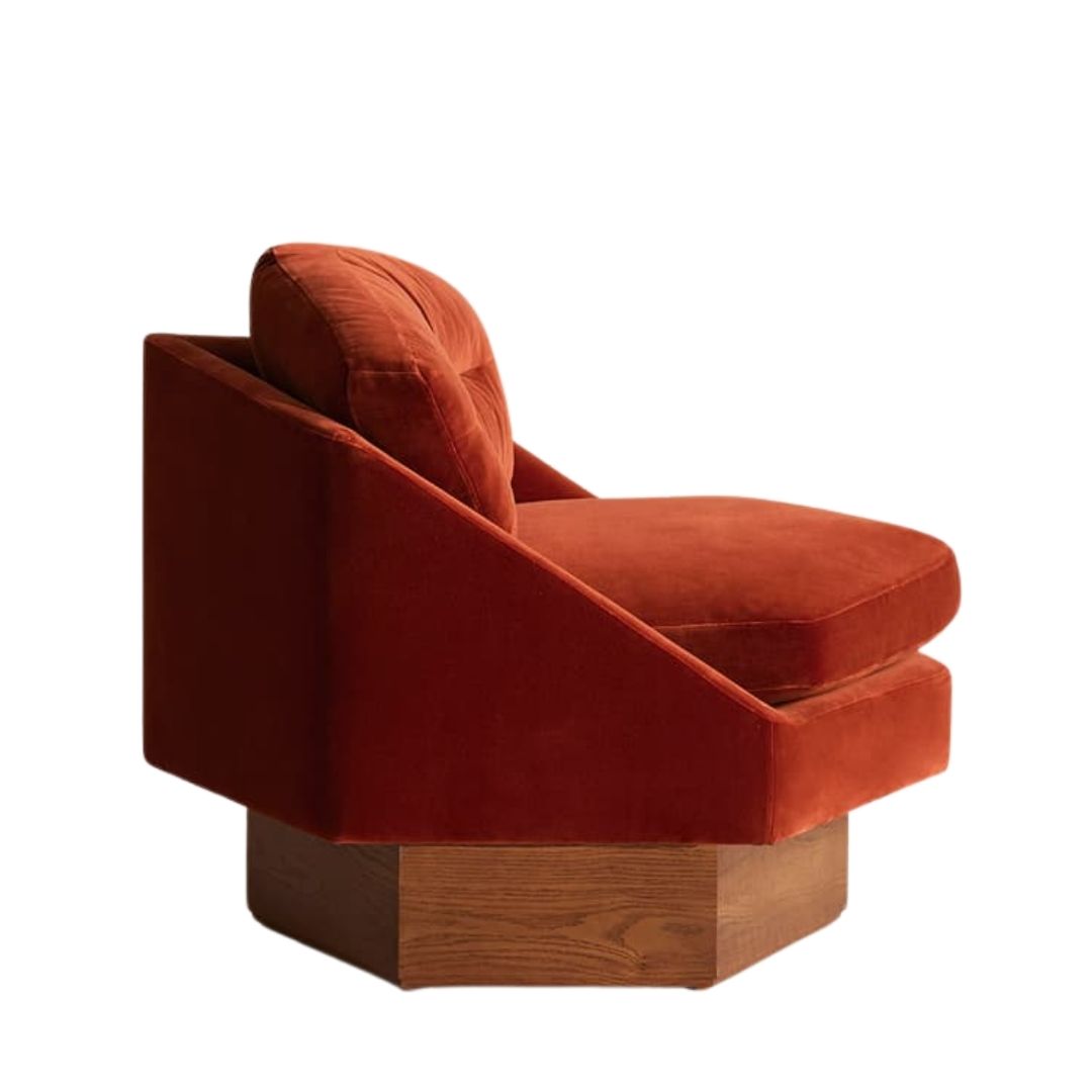 özel üretim koltuk, özel ölçü mobilya, sipariş mobilya, ısmarlama koltuk, bordo kadife koltuk, altıgen form koltuk, minimal tasarım koltuk, modern chic koltuk, lüks oturma koltuğu, retro velvet koltuk, el işçiliği kadife koltuk, salon için club koltuk, Soho Home koltuk, Soho House interior, Urban Outfitters home tarzı koltuk, Anthropologie home mobilya, Zara Home koltuk, geometrik tasarım koltuk, statement furniture