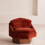 özel üretim koltuk, özel ölçü mobilya, sipariş mobilya, ısmarlama koltuk, bordo kadife koltuk, altıgen form koltuk, minimal tasarım koltuk, modern chic koltuk, lüks oturma koltuğu, retro velvet koltuk, el işçiliği kadife koltuk, salon için club koltuk, Soho Home koltuk, Soho House interior, Urban Outfitters home tarzı koltuk, Anthropologie home mobilya, Zara Home koltuk, geometrik tasarım koltuk, statement furniture