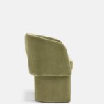 özel ölçü mobilya, sipariş mobilya, ısmarlama koltuk, modern sandalye koltuk, kadife kaplı sandalye, minimal tasarım koltuk, lüks oturma mobilyası, el işçiliği döşeme koltuk, retro modern sandalye, Soho Home koltuk, Soho House interior, Urban Outfitters home tarzı koltuk, Anthropologie home mobilya, Zara Home sandalye, soft green kadife koltuk, contemporary design chair