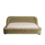 özel üretim karyola, özel ölçü mobilya, sipariş mobilya, ısmarlama yatak, kadife kaplama karyola, yuvarlak başlıklı yatak, modern chic karyola, lüks yatak odası mobilyası, retro velvet yatak, minimal tasarım karyola, el işçiliği karyola, konforlu yatak tasarımı, Soho Home esintili velvet karyola, Soho House interior stiline uygun yatak, Zara Home yalın çizgilerini çağrıştıran karyola, Anthropologie Home’un sanatsal zarafetini yansıtan yatak