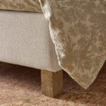 talent design, vion karyola, modern yatak başlığı, kulaklı yatak başlığı, yatak başlıklı karyola, modern tasarım yatak, şık yatak başlığı, iç mekan yatak mobilyası, konforlu yatak tasarımı, sade ve modern karyola, estetik yatak odası mobilyası, kumaş kaplama başlık, minimal yatak modeli, yatak başlığı dekorasyonu, modern iç mimari yatağı, yüksek konforlu karyola, çağdaş stil karyola, zarif tasarım yatak