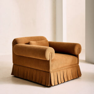 albas koltuk, pilili etekli koltuk, modern klasik koltuk, özel üretim koltuk, sipariş mobilya, ısmarlama mobilya, oturma odası koltuk, boutique furniture, talent design, el işçiliği koltuk, zamansız tasarım koltuk, retro modern koltuk, nişantaşı mobilya