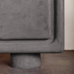 Arel Dolap, modern dolap, heykelsi tasarım mobilya, özel üretim dolap, minimalist depolama ünitesi, avangart mobilya, silindirik ayaklı dolap, sustainable furniture, custom made cabinet, contemporary furniture Istanbul, coastal home mobilya, Urla Bodrum Çeşme yazlık ev mobilyası
