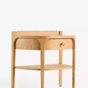 Lunera Komodin, modern komodin, masif ahşap komodin, çekmeceli komodin, özel üretim komodin, minimalist komodin tasarımı, zarif ahşap komodin, sustainable furniture, custom made nightstand, contemporary furniture Istanbul, coastal home mobilya, Urla Bodrum Çeşme yazlık ev mobilyası