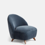 Melora Berjer, modern berjer tasarımı, kadife berjer, özel üretim berjer, lüks oturma koltuğu, minimalist berjer, rahat berjer, doğal ahşap mobilya, sustainable furniture, custom made armchair, contemporary furniture Istanbul, coastal home mobilya, Urla Bodrum Çeşme yazlık ev mobilyası