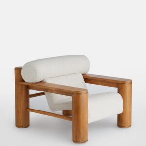Nerla Koltuk, modern koltuk tasarımı, masif ahşap koltuk, özel üretim koltuk, heykelsi mobilya, minimalist tasarım koltuk, silindirik formlu koltuk, doğal ahşap mobilya, sustainable furniture, custom made armchair, contemporary furniture Istanbul, coastal home mobilya, Urla Bodrum Çeşme yazlık ev mobilyası