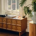 talent design, orello pikap dolabı, plak dolabı, masif meşe dolap, pikap ünitesi, modern plak mobilyası, özel üretim mobilya, özel ölçü mobilya, sipariş mobilya, ısmarlama mobilya, handcrafted record cabinet, turntable stand