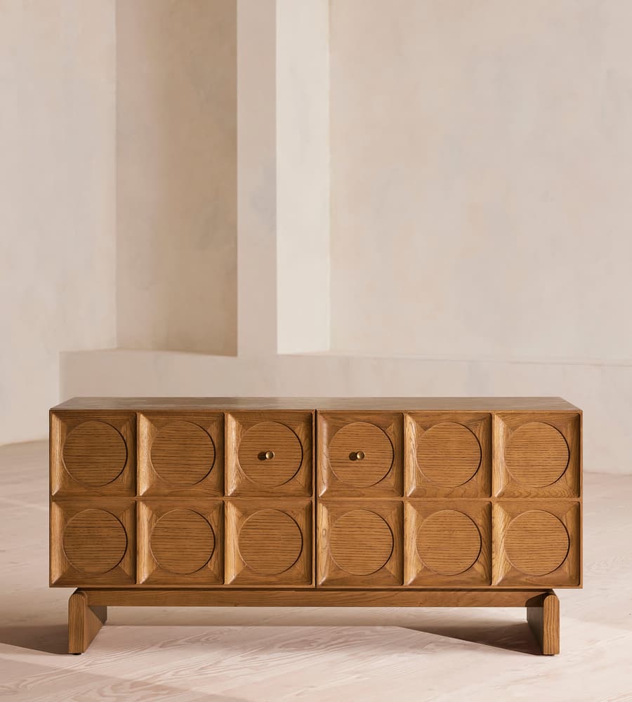 talent design, orello pikap dolabı, plak dolabı, masif meşe dolap, pikap ünitesi, modern plak mobilyası, özel üretim mobilya, özel ölçü mobilya, sipariş mobilya, ısmarlama mobilya, handcrafted record cabinet, turntable stand
