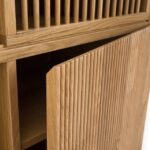 Ravel Pikap ve Plak Dolabı, pikap dolabı, plak koleksiyon mobilyası, masif ahşap plak dolabı, modern pikap ünitesi, özel üretim plak dolabı, yiv detaylı dolap, sustainable furniture, custom made cabinet, contemporary furniture Istanbul, minimal plak dolabı, Urla Bodrum Çeşme coastal home mobilya