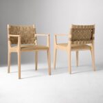 dokuma sırtlı sandalye, masif ahşap sandalye, modern yemek sandalyesi, minimal sandalye tasarımı, doğal cila mobilya, zamansız sandalye modeli, Maison Française dekorasyon dili, coastal ev mobilyası, Talent Design sandalye, kişiye özel üretim sandalye