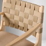 dokuma sırtlı sandalye, masif ahşap sandalye, modern yemek sandalyesi, minimal sandalye tasarımı, doğal cila mobilya, zamansız sandalye modeli, Maison Française dekorasyon dili, coastal ev mobilyası, Talent Design sandalye, kişiye özel üretim sandalye