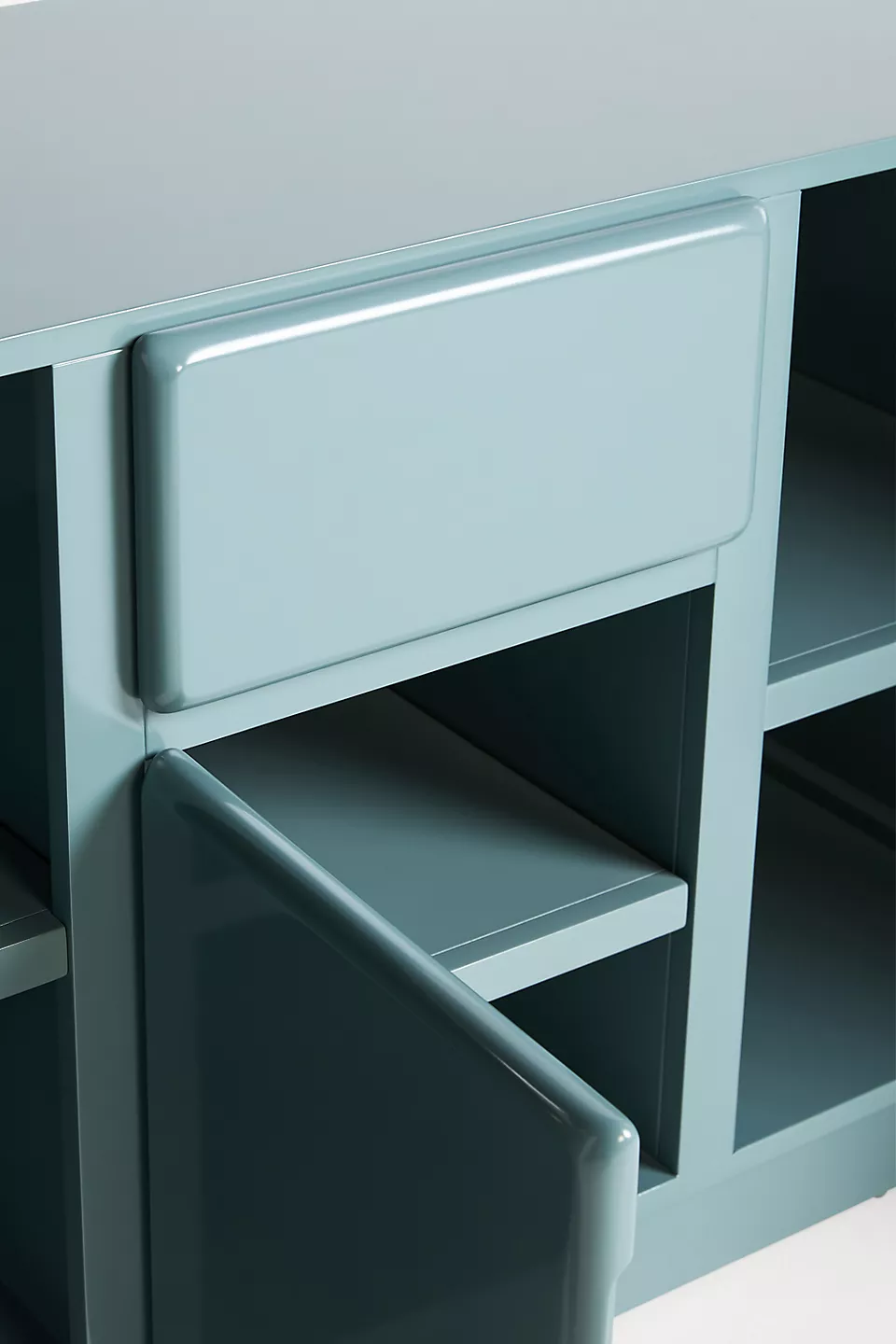 talent design, solera büfe, sarı büfe, modern büfe, lake büfe, minimalist büfe, contemporary sideboard, renkli dolap, özel üretim mobilya, özel ölçü mobilya, sipariş mobilya, ısmarlama mobilya, handcrafted sideboard, custom made buffet