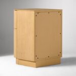 zamansız mobilya, minimal tasarım, doğal meşe komodin, modern yivli yüzey, Maison Francaise stil, sade estetik, kişiselleştirilmiş tasarım, özgün detaylı mobilya, yaşam alanı estetiği, dekoratif ahşap komodin