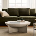 beton görünümlü sehpa, yuvarlak modern sehpa, minimal coffee table, heykelsi form sehpa, zamansız tasarım sehpa, Maison Française dekorasyon, coastal ev mobilyası, iç dış mekân sehpa, Talent Design özel üretim, sürdürülebilir tasarım mobilya