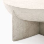 beton görünümlü sehpa, yuvarlak modern sehpa, minimal coffee table, heykelsi form sehpa, zamansız tasarım sehpa, Maison Française dekorasyon, coastal ev mobilyası, iç dış mekân sehpa, Talent Design özel üretim, sürdürülebilir tasarım mobilya
