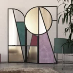 aurelia paravan, art deco paravan, renkli cam oda bölücü, dekoratif paravan, modern metal paravan, özel üretim paravan, sipariş mobilya, ısmarlama tasarım, geometrik cam bölücü, luxury room divider, artistic screen