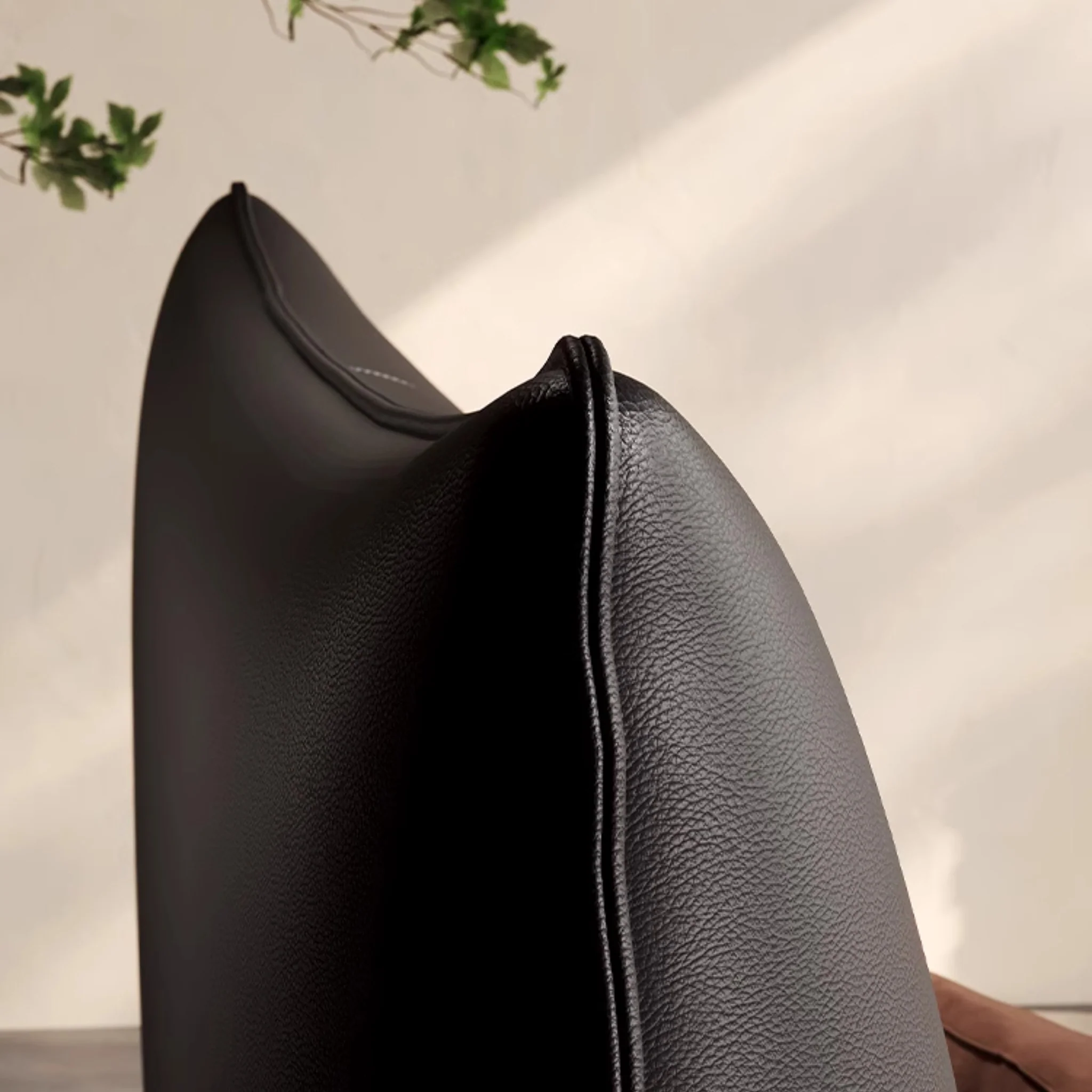 bernova karyola, deri başlıklı yatak, modern baza karyola, özel üretim yatak odası, ısmarlama mobilya, sipariş karyola, deri kaplama baza, contemporary bed, minimal luxury bed, talent design karyola