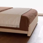 duvella karyola, çizgili başlıklı yatak, kemerli yatak başlığı, modern karyola, özel üretim yatak, özel ölçü mobilya, sipariş mobilya, ısmarlama yatak, otel tarzı karyola, contemporary bed, upholstered headboard