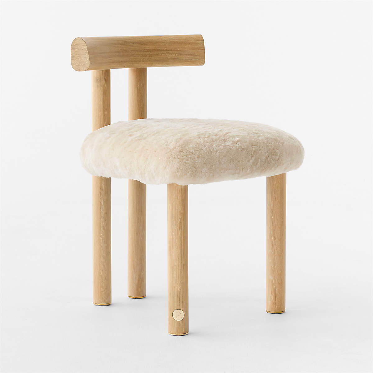talent design, falden sandalye, İskandinav sandalye, koyun postu döşeme, minimal sandalye, doğal ahşap sandalye, modern tasarım sandalye, özel üretim mobilya, sipariş mobilya, ısmarlama mobilya, özel ölçü sandalye