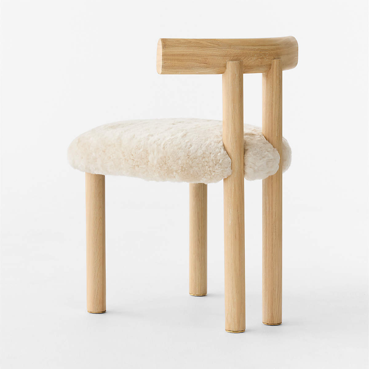 talent design, falden sandalye, İskandinav sandalye, koyun postu döşeme, minimal sandalye, doğal ahşap sandalye, modern tasarım sandalye, özel üretim mobilya, sipariş mobilya, ısmarlama mobilya, özel ölçü sandalye