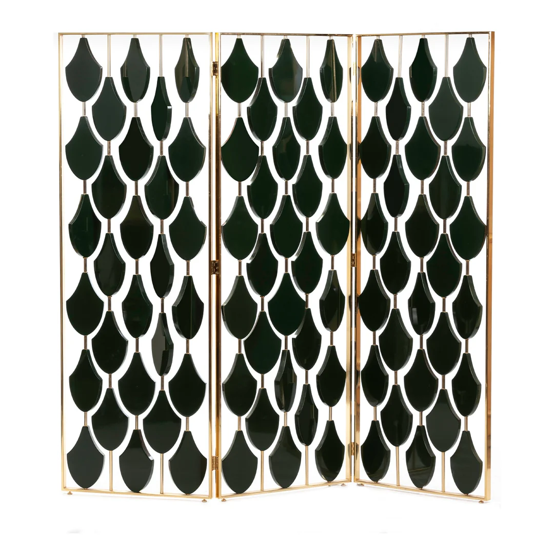 lumera paravan, dekoratif metal paravan, siyah yaprak paravan, altın çerçeveli oda bölücü, modern paravan tasarımı, özel üretim paravan, sipariş mobilya, ısmarlama dekorasyon ürünü, luxury room divider, artistic screen, handcrafted partition