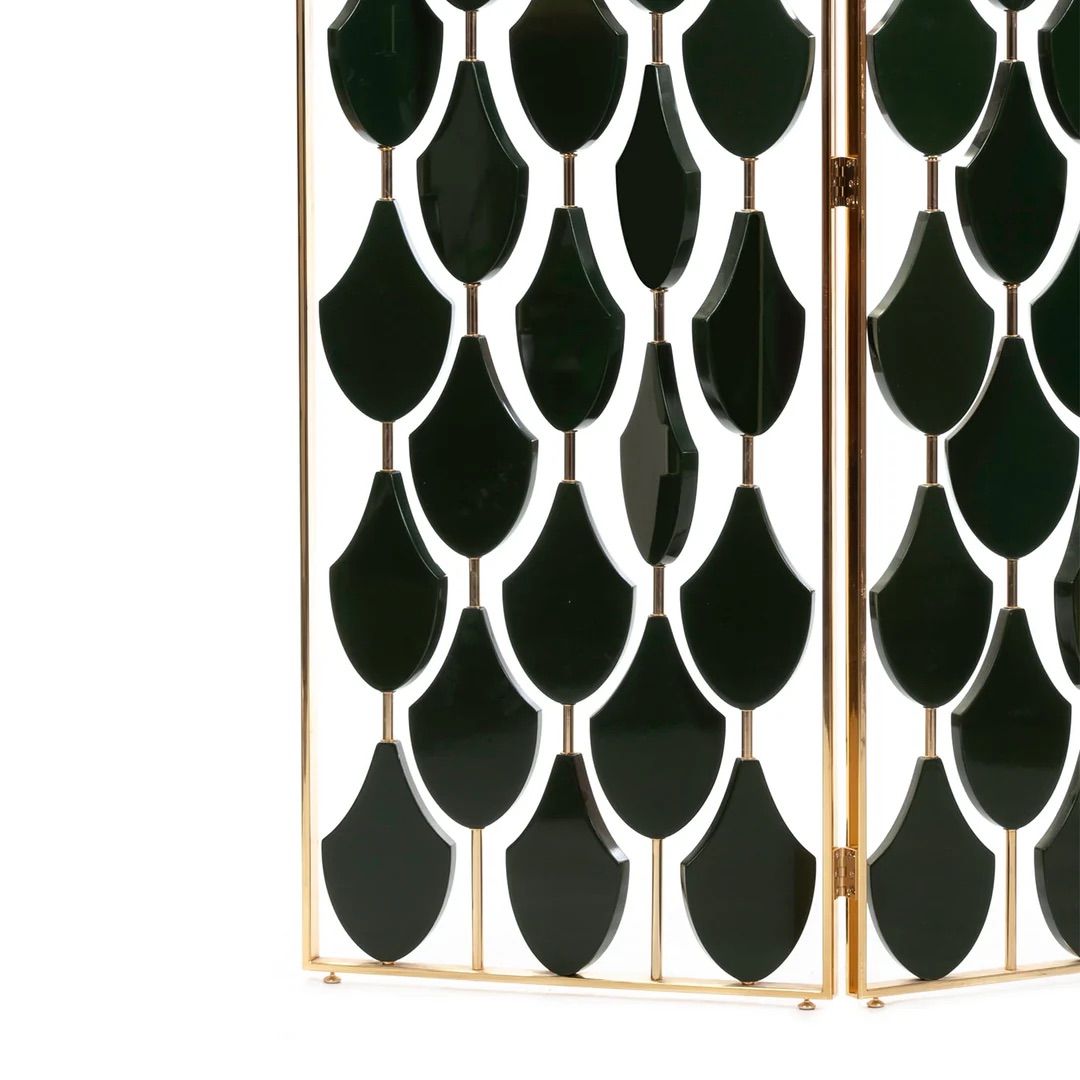 lumera paravan, dekoratif metal paravan, siyah yaprak paravan, altın çerçeveli oda bölücü, modern paravan tasarımı, özel üretim paravan, sipariş mobilya, ısmarlama dekorasyon ürünü, luxury room divider, artistic screen, handcrafted partition