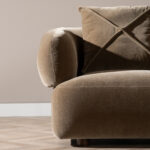 lunaro koltuk, modern berjer koltuk, yuvarlak hatlı koltuk, özel üretim mobilya, ısmarlama koltuk, boucle kaplı koltuk, retro modern koltuk, konforlu tekli koltuk, salon koltuk tasarımı, talent design koltuk