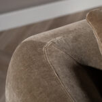 lunaro koltuk, modern berjer koltuk, yuvarlak hatlı koltuk, özel üretim mobilya, ısmarlama koltuk, boucle kaplı koltuk, retro modern koltuk, konforlu tekli koltuk, salon koltuk tasarımı, talent design koltuk