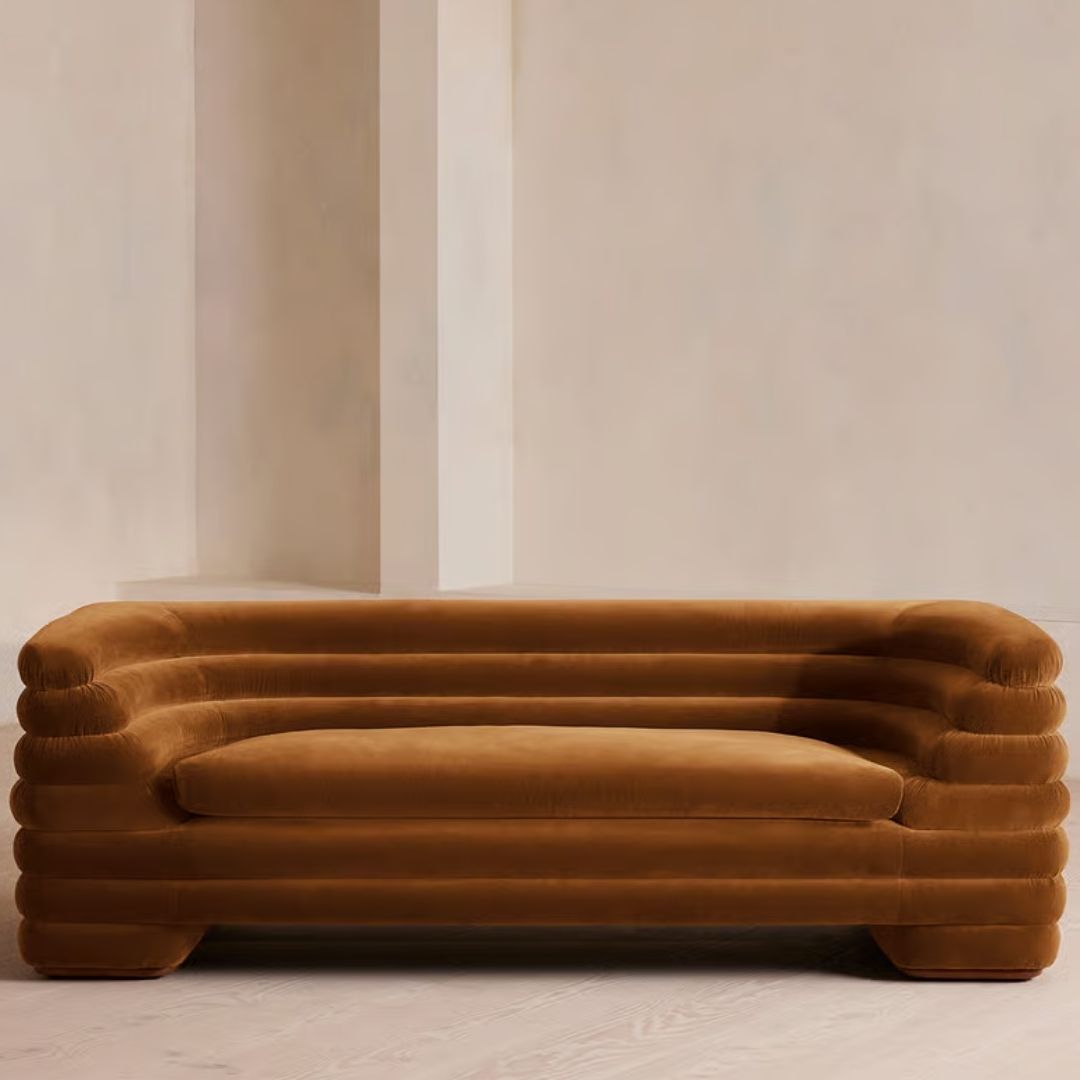 morvia kanepe, modern kadife kanepe, tüp form koltuk, özel üretim mobilya, ısmarlama kanepe, retro modern sofa, statement couch, handcrafted furniture, lüks koltuk, talent design kanepe