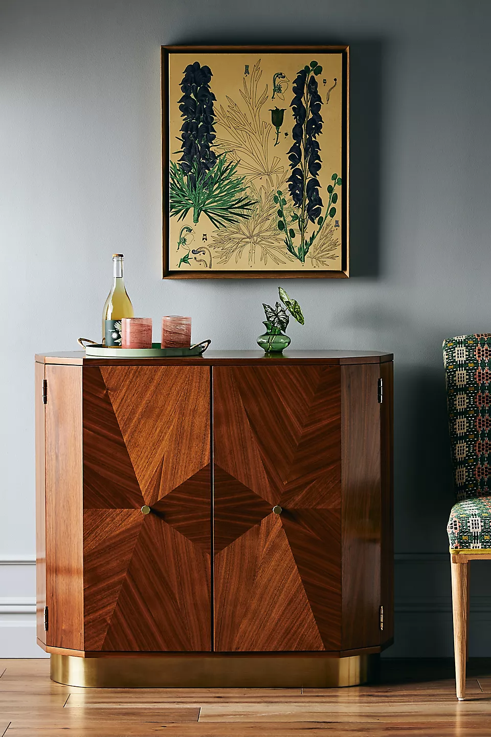 talent design, orenta büfe, ceviz büfe, pirinç detaylı büfe, geometrik kapaklı büfe, modern büfe, art deco büfe, contemporary sideboard, özel üretim mobilya, sipariş mobilya, özel ölçü mobilya, ısmarlama mobilya, handcrafted sideboard, custom made buffet