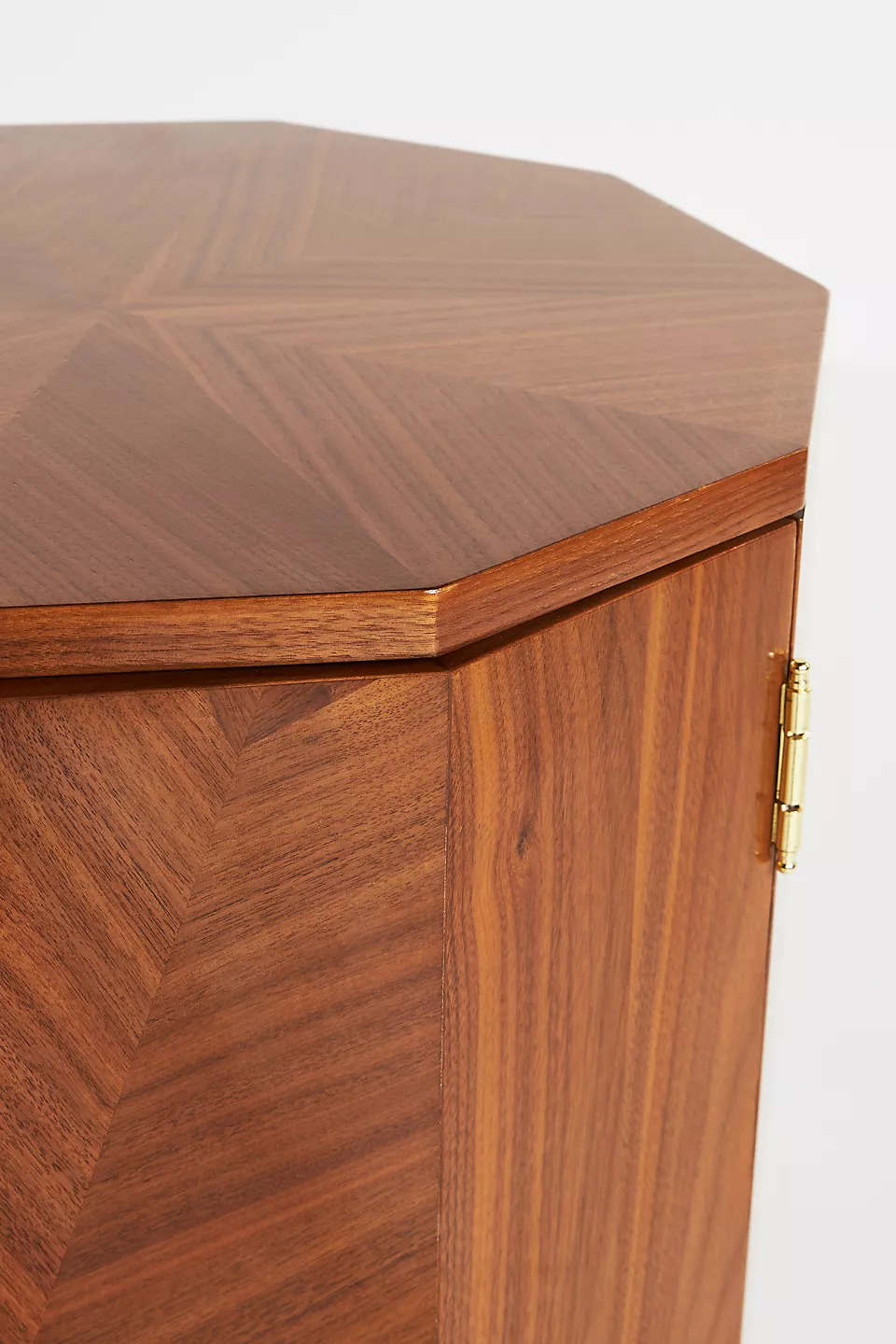 talent design, orenta büfe, ceviz büfe, pirinç detaylı büfe, geometrik kapaklı büfe, modern büfe, art deco büfe, contemporary sideboard, özel üretim mobilya, sipariş mobilya, özel ölçü mobilya, ısmarlama mobilya, handcrafted sideboard, custom made buffet