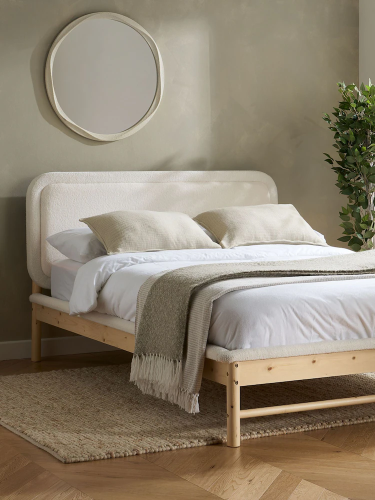 Alvor karyola, scandinavian bed, nordic furniture, organic minimal bed, frama style bed, muuto furniture, natural wood bed, minimal bedroom design, özel üretim mobilya, sipariş mobilya, ısmarlama mobilya, özel ölçü karyola, handmade furniture istanbul, talent design nişantaşı