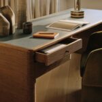 çalışma masası, ahşap çalışma masası, ribbed masa, modern ofis masası, deri üst masa, özel ölçü, ısmarlama mobilya, sipariş mobilya, özel üretim, talent design masa