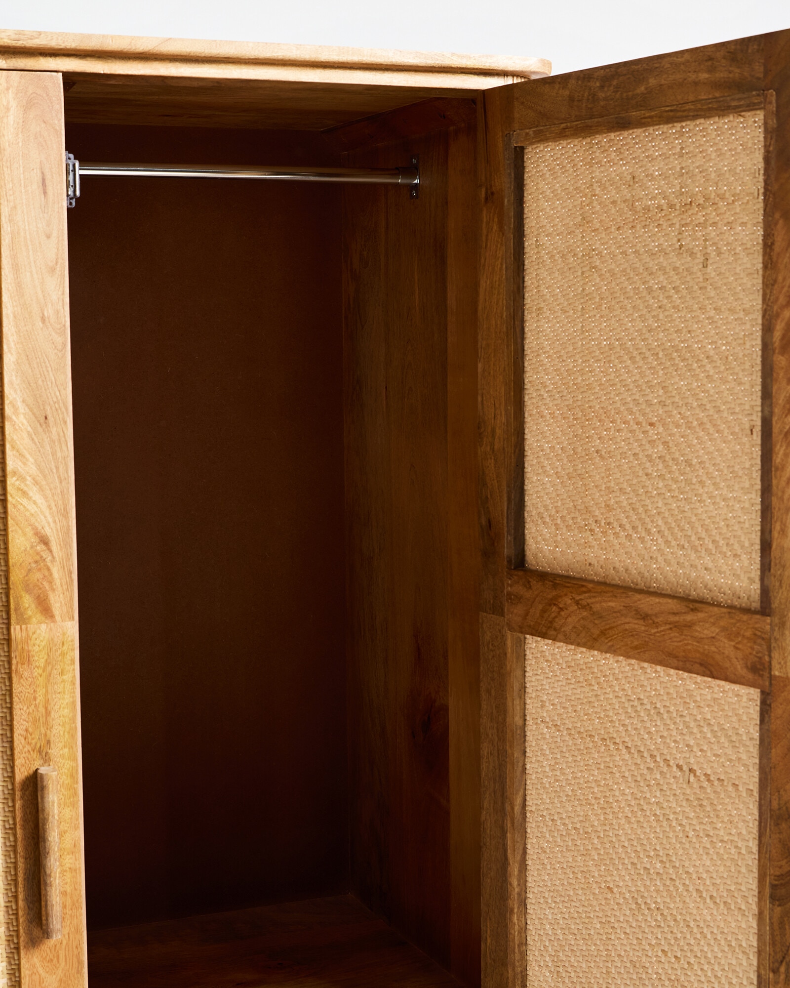 avelin gardrop, rattan dolap, doğal ahşap gardrop, açık meşe dolap, japandi gardrop, coastal dolap, boho dolap, modern ahşap gardrop, özel üretim dolap, sipariş mobilya, özel ölçü mobilya, ısmarlama mobilya, handmade furniture istanbul, talent design nişantaşı