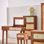 elvan makyaj masası, masif ahşap makyaj masası, açılır aynalı makyaj masası, ahşap makyaj masası modeli, tasarım makyaj masası, yatak odası makyaj masası, doğal ahşap mobilya, butik mobilya tasarımı, modern makyaj masası, özel üretim makyaj masası, özel ölçü makyaj masası, sipariş mobilya, ısmarlama mobilya, talent design makyaj masası