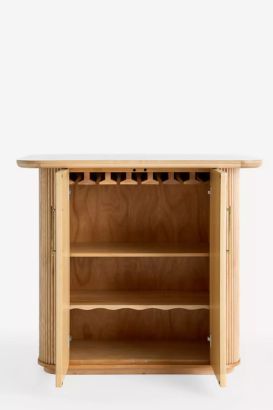 amerikan bar mobilyası, özel üretim bar dolabı, masif ahşap amerikan bar, fluted ahşap bar, özel ölçü bar ünitesi, sipariş mobilya bar, ısmarlama mobilya bar, lüks bar dolabı, modern amerikan bar, natural wood bar cabinet