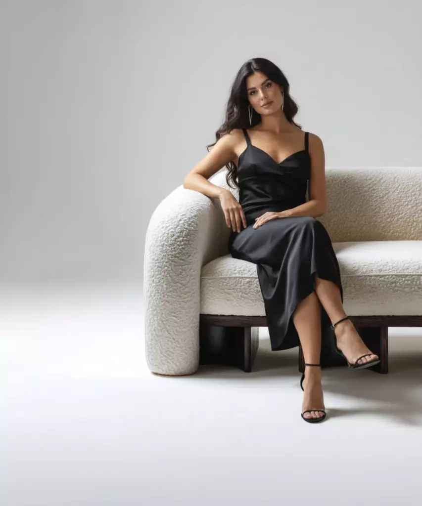 migidus kanepe, oval modern kanepe, bouclé sofa, kemerli baza kanepe, heykelsi modern koltuk, özel üretim kanepe, sipariş mobilya, ısmarlama mobilya, talent design sofa