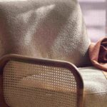 Sunuca koltuk, tasarım koltuk, modern lounge koltuk, ahşap gövdeli koltuk, hasır detaylı koltuk, özel üretim koltuk, özel ölçü koltuk, sipariş mobilya koltuk, ısmarlama mobilya koltuk, boucle kumaş koltuk, el işçiliği koltuk, luxury seating, designer armchair, contemporary furniture, butik mobilya, iç mimari koltuk, salon koltuğu, okuma koltuğu, tekli koltuk, özel üretim mobilya